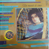 Lobo. Un Mundo De Amor