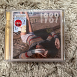Taylor Swift. 1989. Yellow edition.