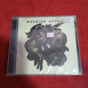 Massive Attack. Collected