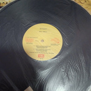 Maxi Single. Security